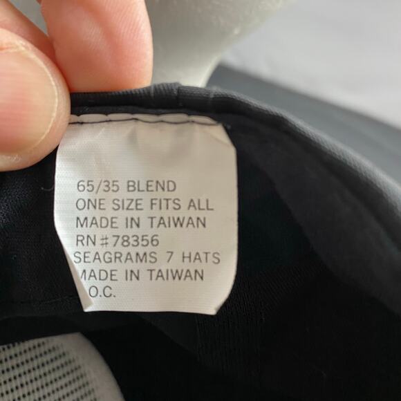 Vintage Seagram's 7 Checkered Bill Racing Cap Black Red Crown Hat - Picture 5 of 6